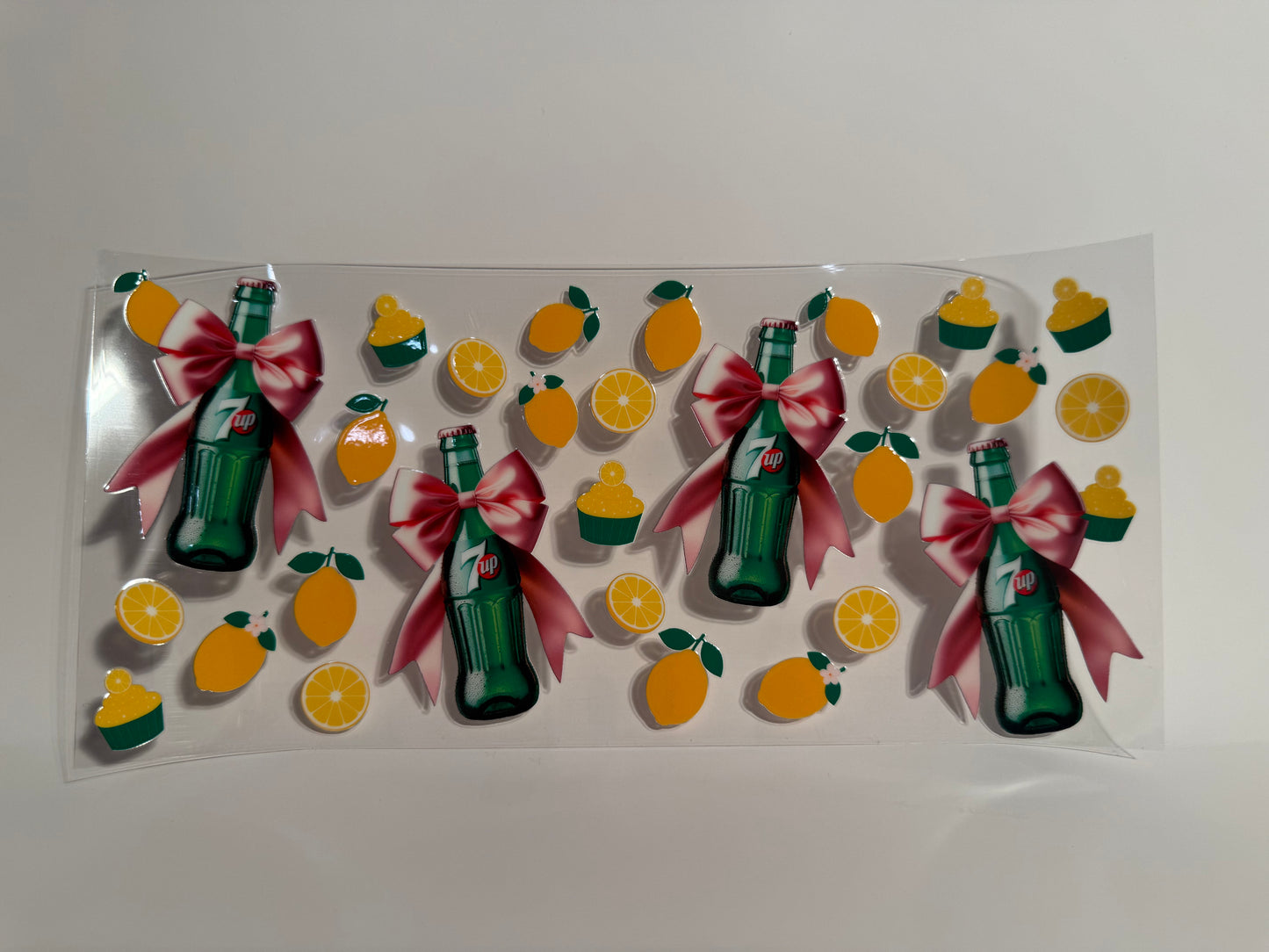 7Up and Bows Wrap