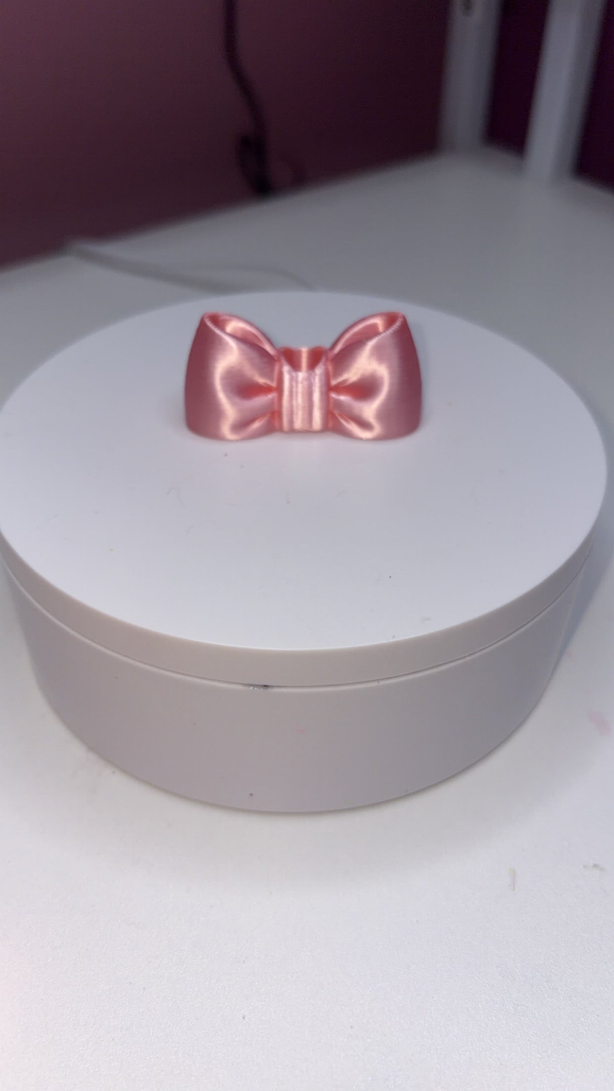 Pink bow, straw topper, medium 1