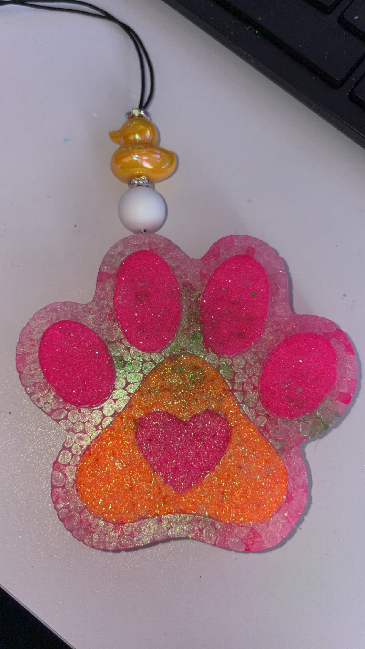 Blueberry & strawberry  dog paw ￼